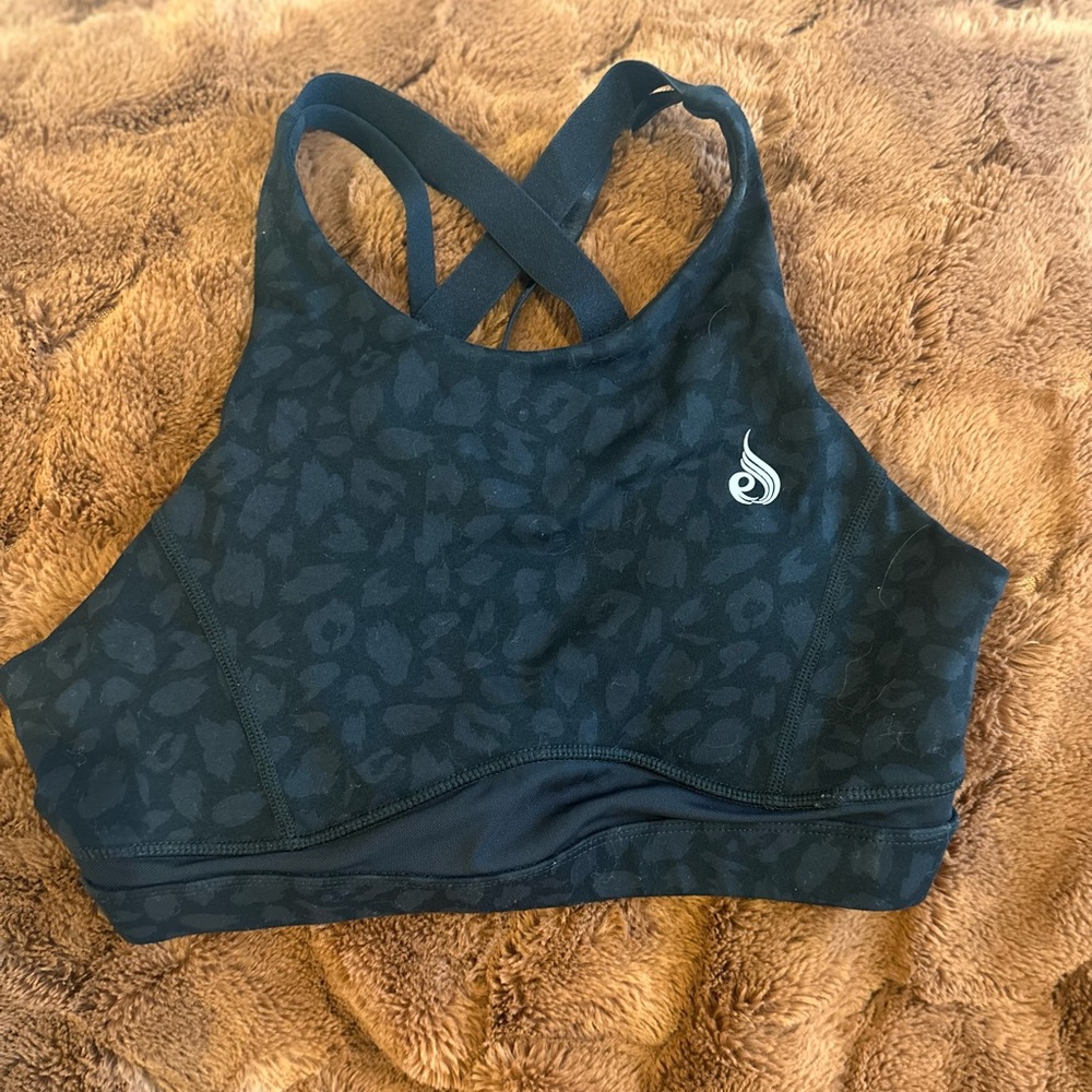 Ryderwear black leopard sports bra size medium